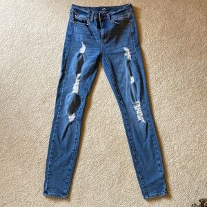 Aero High Rise Jegging